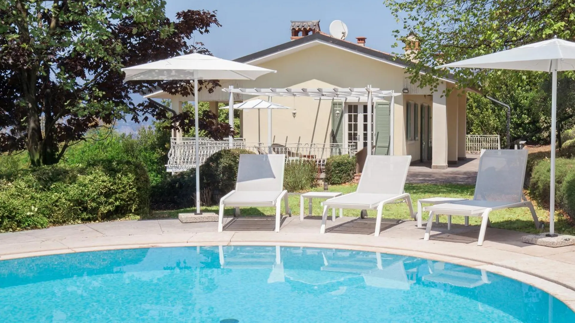 Villa Ilaria With Private Pool And Lake View location