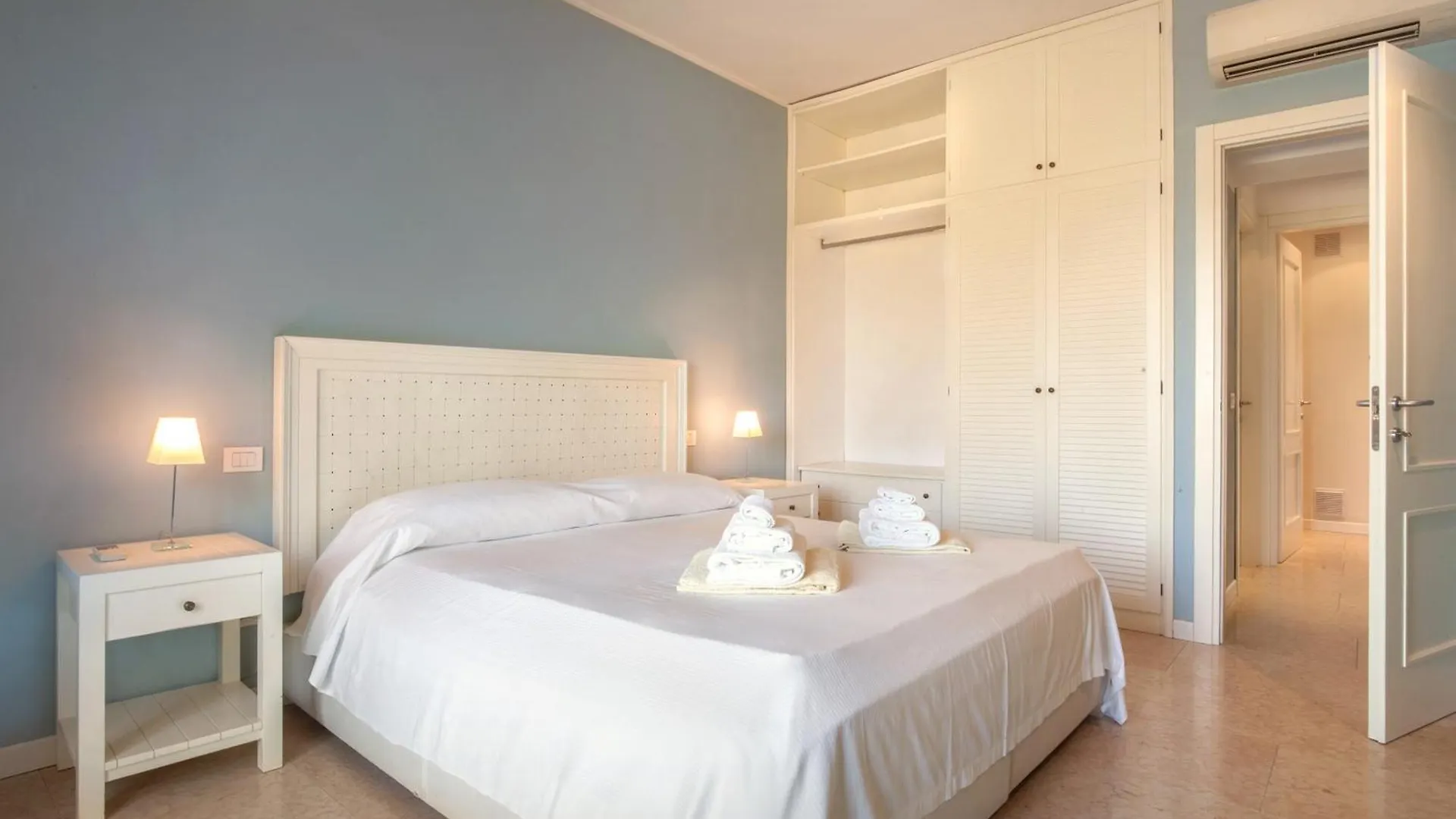 Villa Ilaria With Private Pool And Lake View Torri Del Benaco Italy