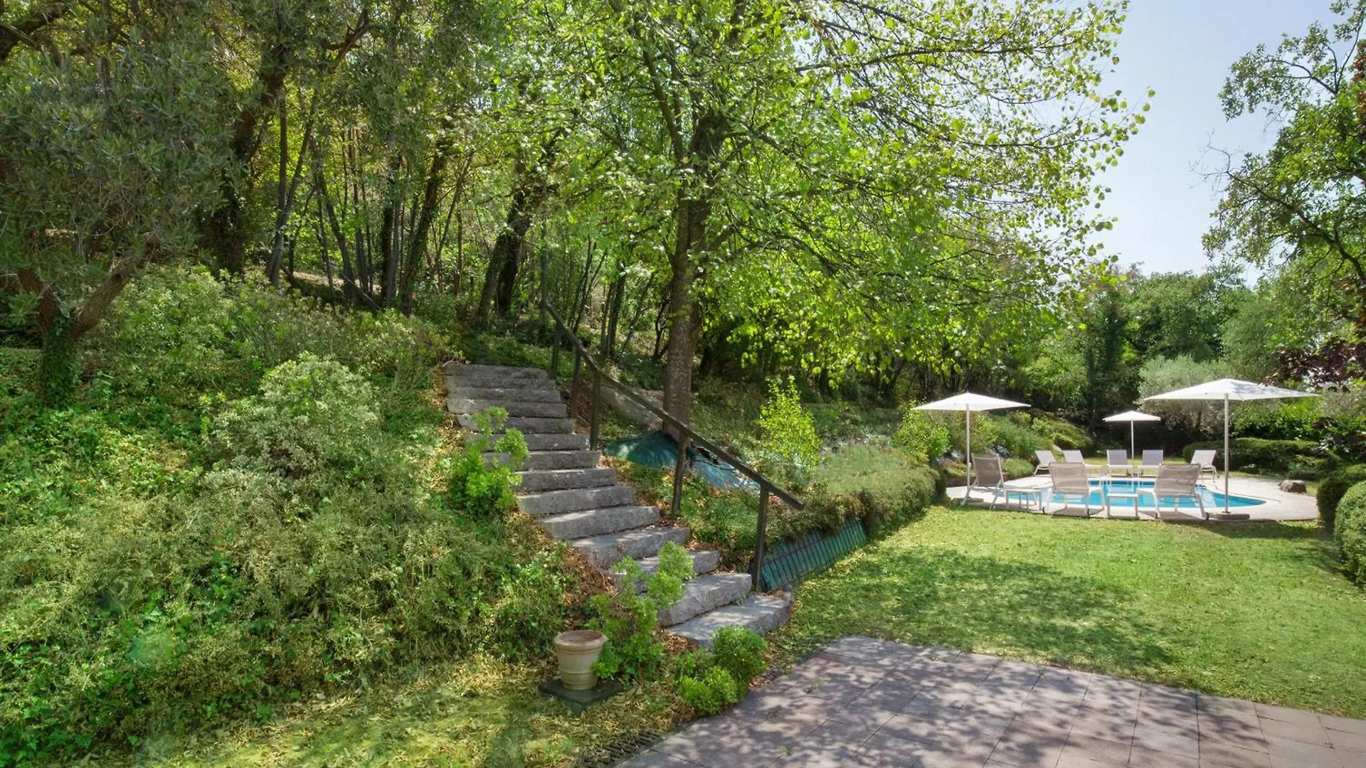 Villa Ilaria With Private Pool And Lake View Torri Del Benaco 0*,  Italy